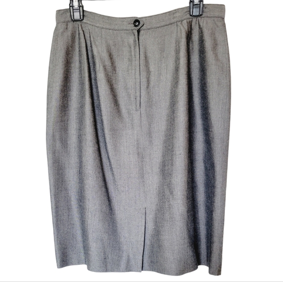 🌺3 For $10 Gray Classic Skirt - Picture 2 of 7